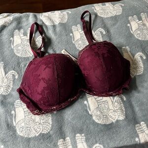 VS Lace Bra